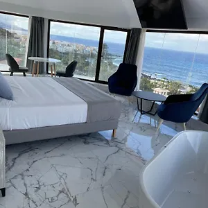 https://suite-360-baha-playa.tenerifehoteles.net